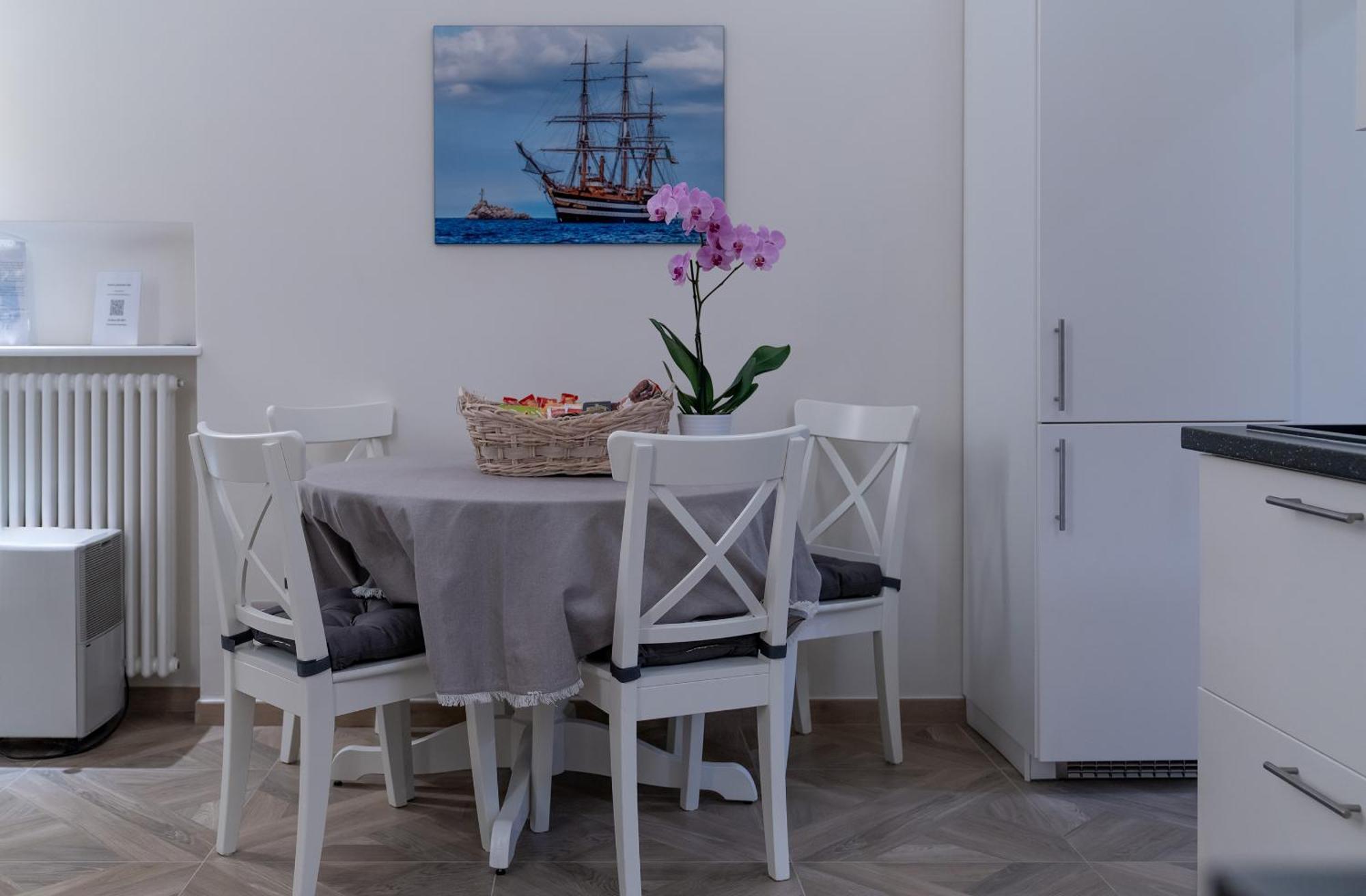 Insula Lubrensis Flat Apartment Massa Lubrense Exterior photo
